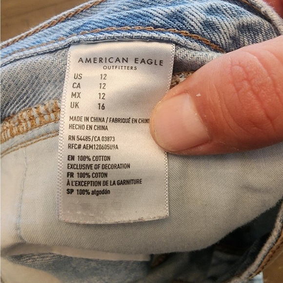 American Eagle Mom Shorts Size 12 Women's High Rise Shorts Denim - Picture 5 of 5